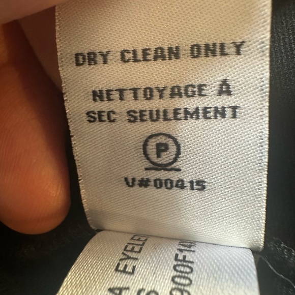 Diane von Furstenberg | Black Shift Dress with Pockets - Picture 10 of 10